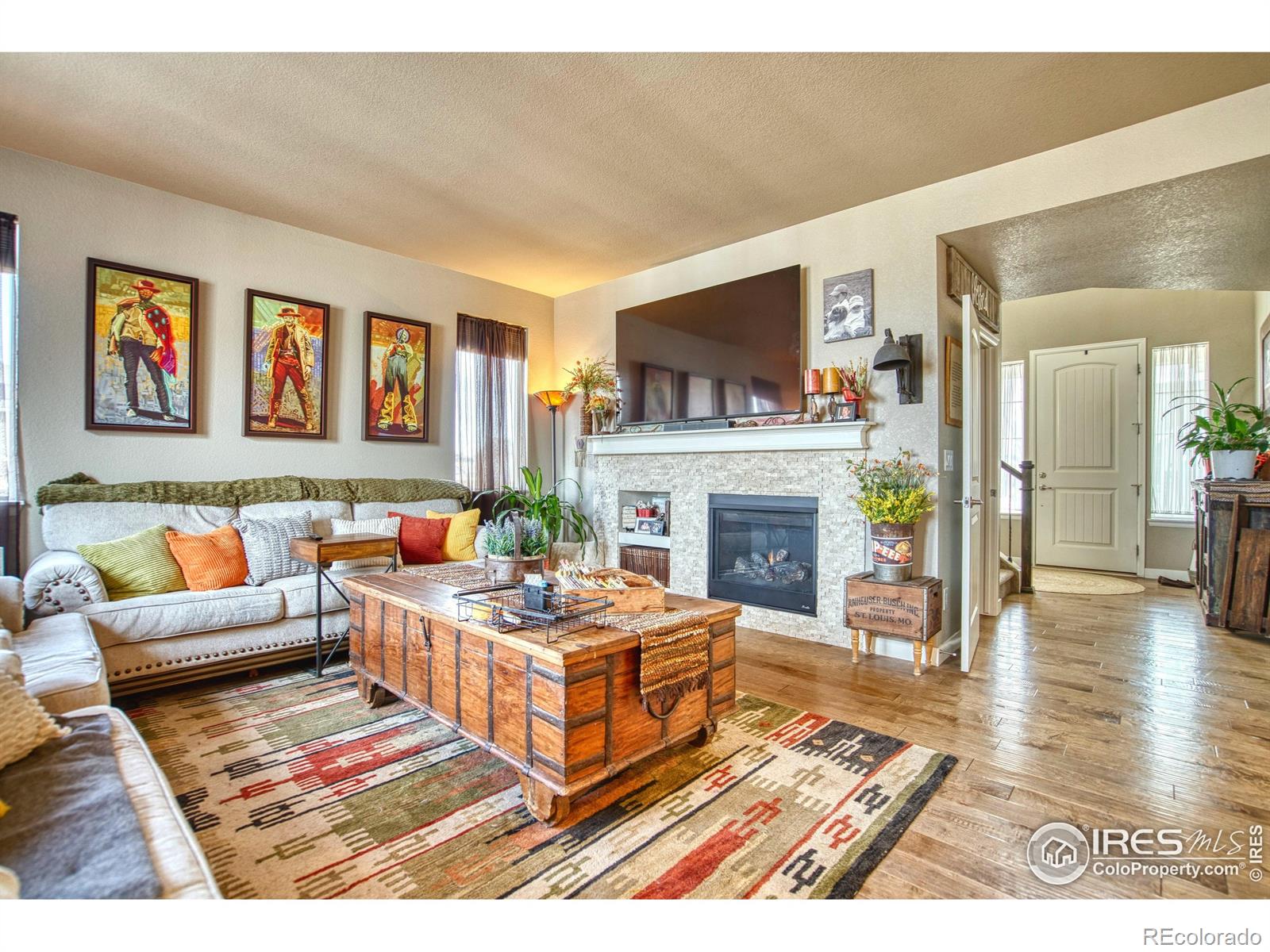 MLS Image #13 for 810  ranchhand drive,berthoud, Colorado