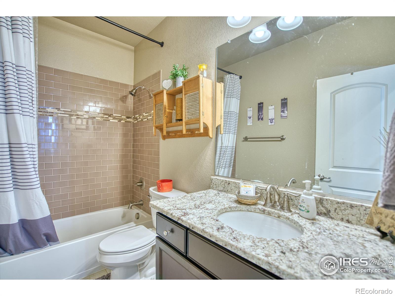 MLS Image #22 for 810  ranchhand drive,berthoud, Colorado