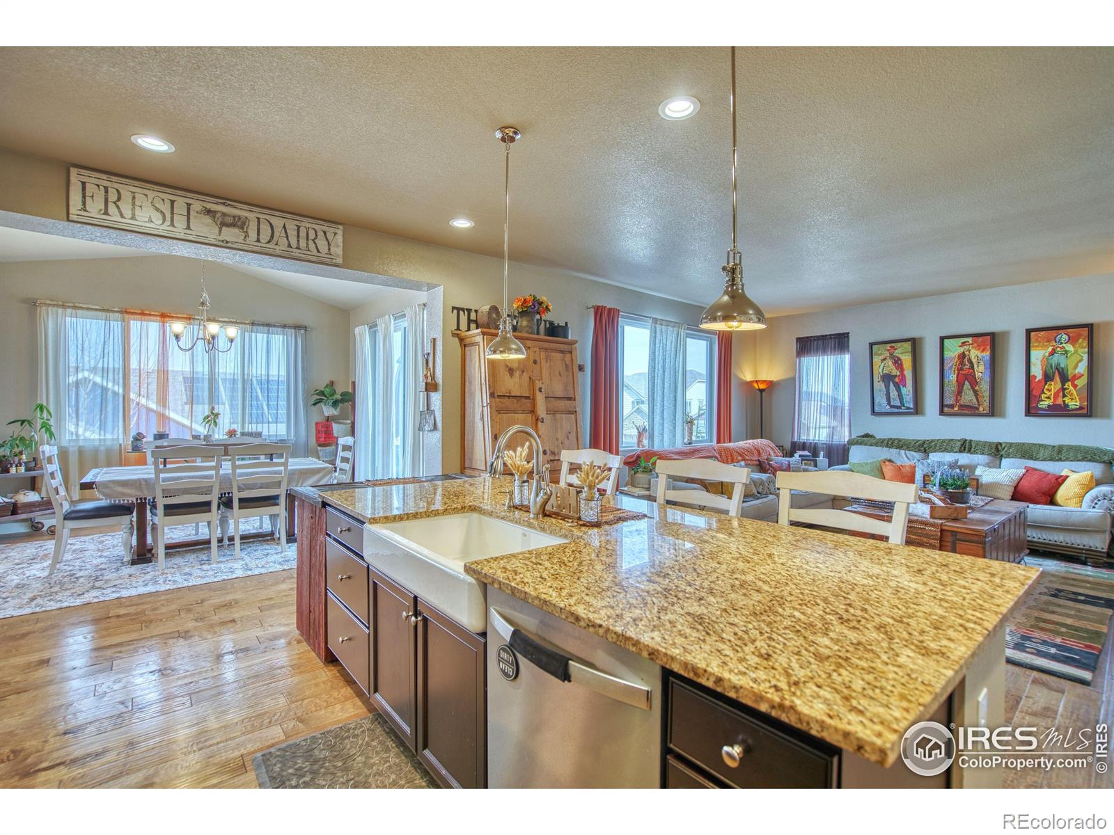 MLS Image #6 for 810  ranchhand drive,berthoud, Colorado