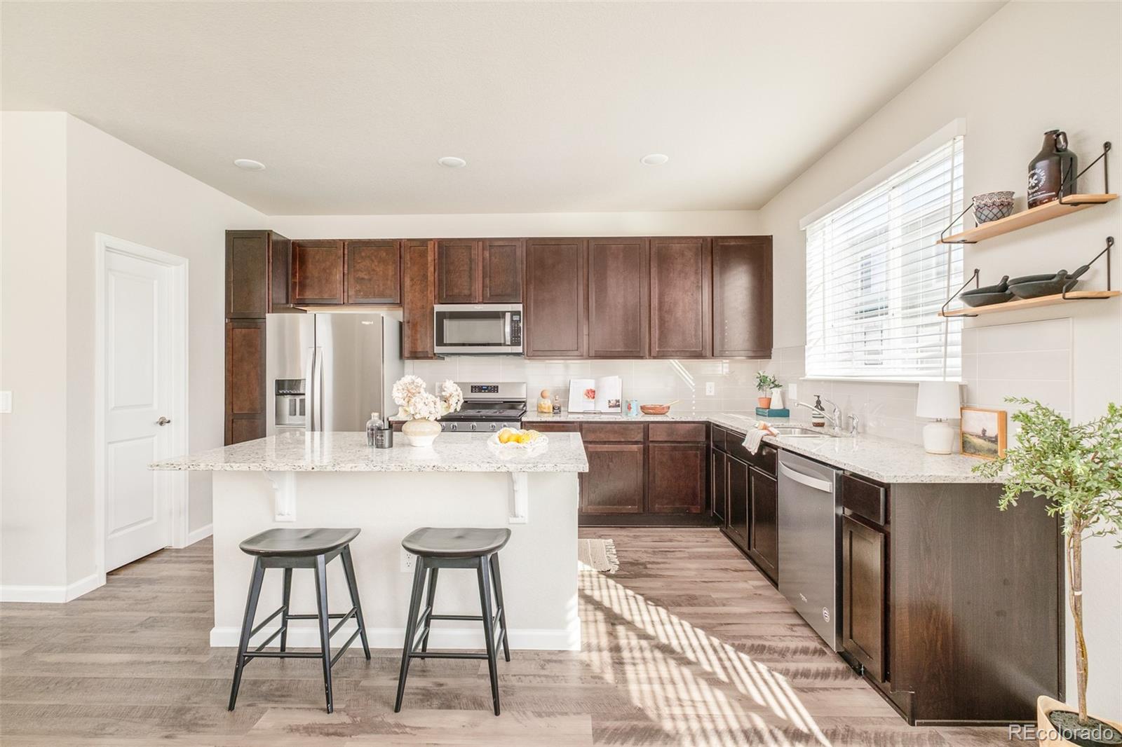 MLS Image #10 for 1330  independence street,lakewood, Colorado