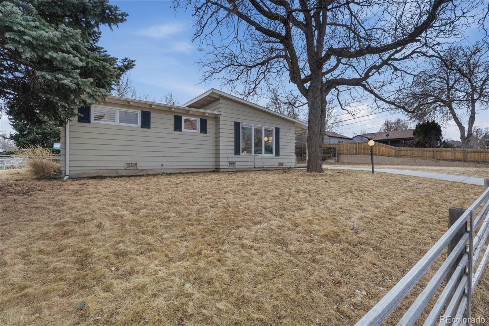 MLS Image #31 for 8202 w 59th avenue,arvada, Colorado