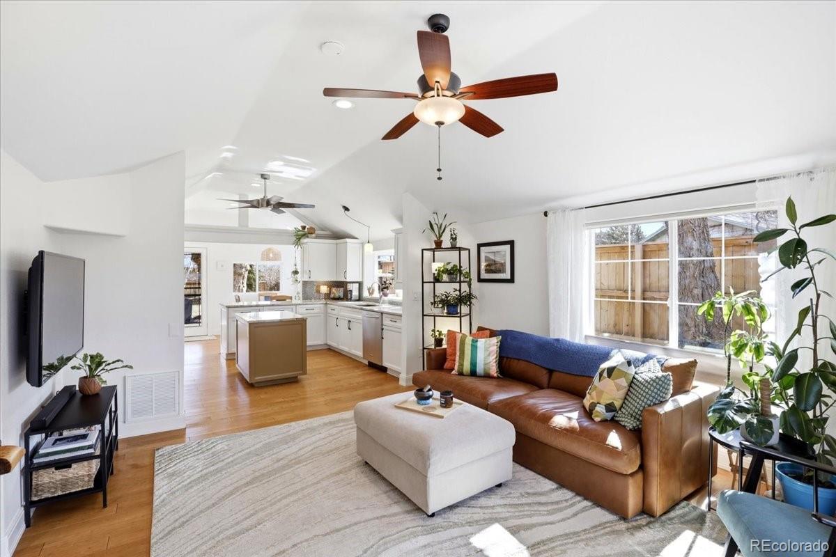 MLS Image #3 for 4798 s huron street,englewood, Colorado