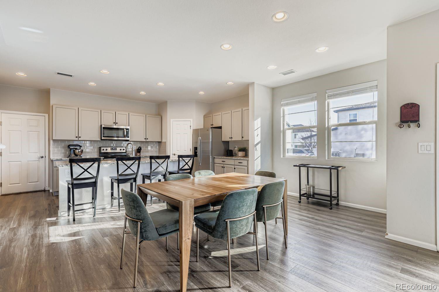 MLS Image #6 for 4788  kittredge street 1,denver, Colorado