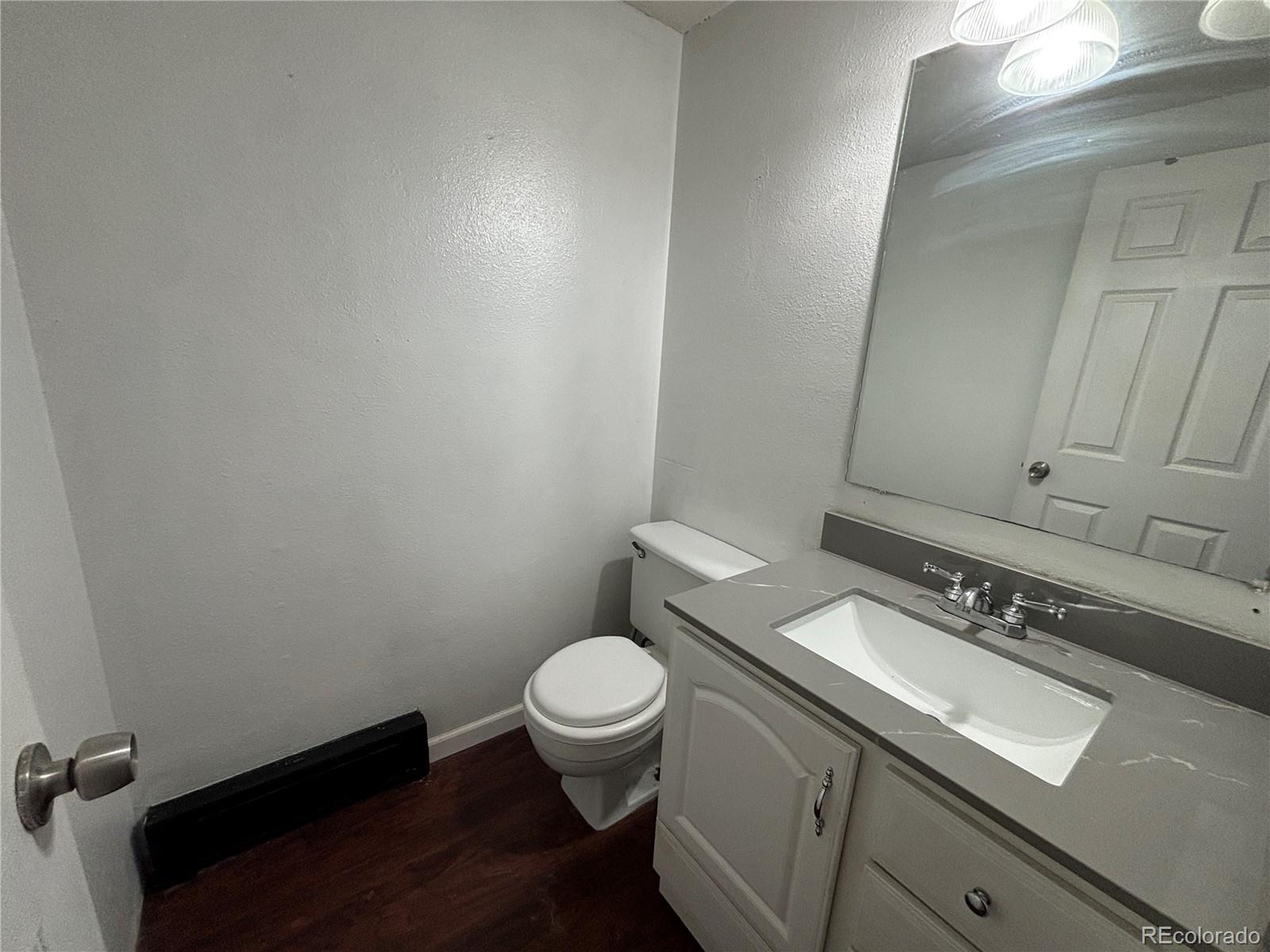 MLS Image #5 for 3868 s nucla street,aurora, Colorado