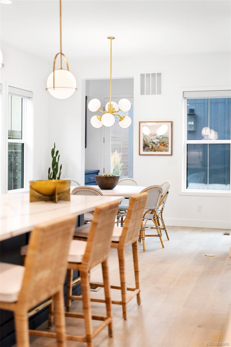 MLS Image #13 for 909  madison street,denver, Colorado
