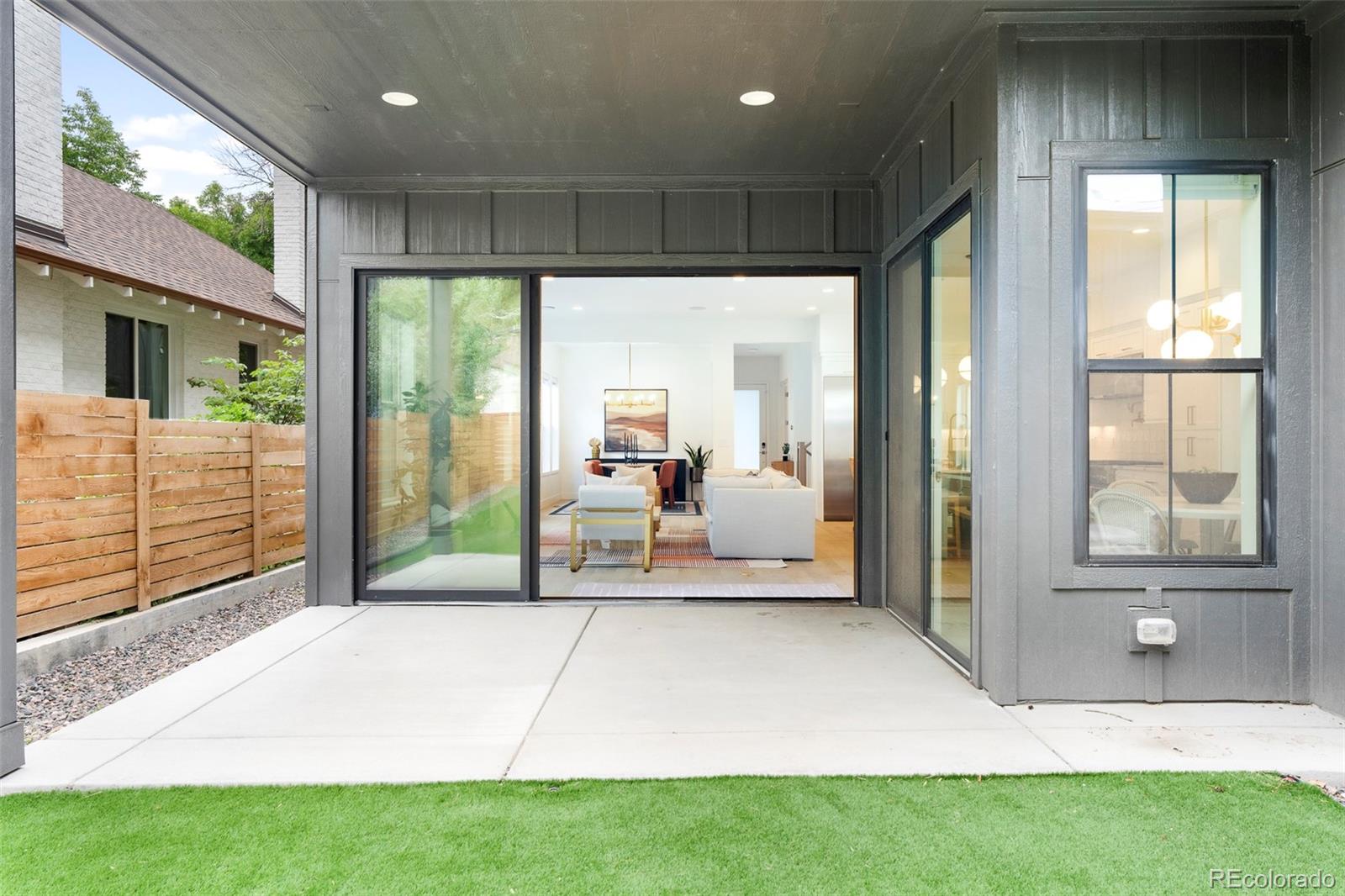 MLS Image #17 for 909  madison street,denver, Colorado
