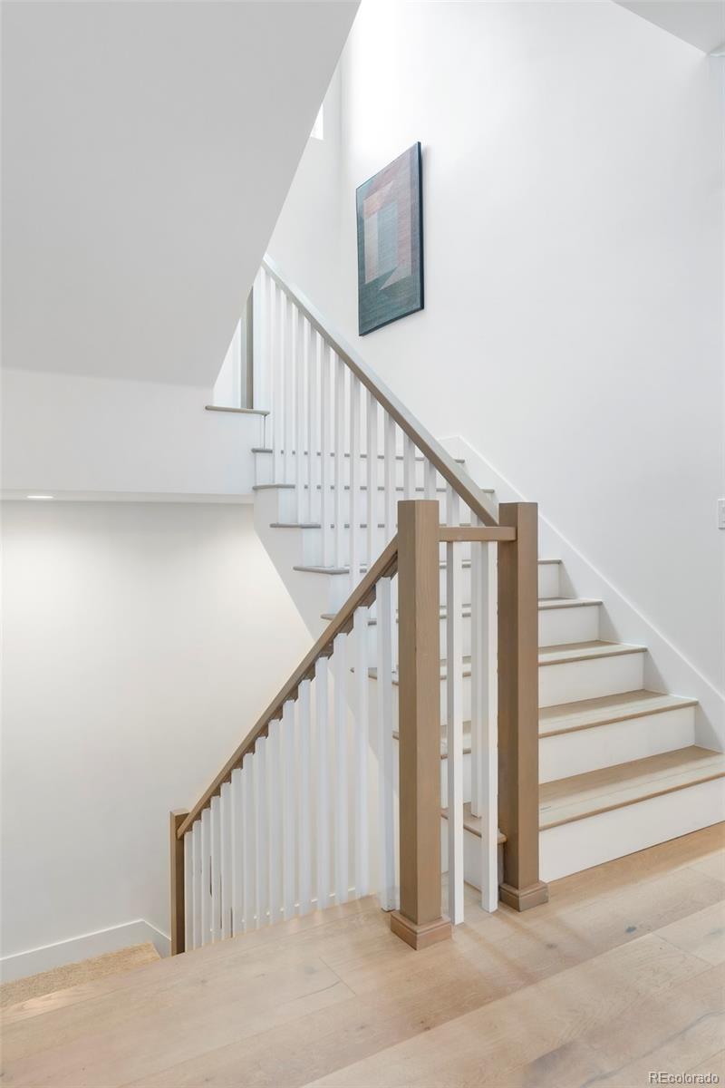 MLS Image #18 for 909  madison street,denver, Colorado