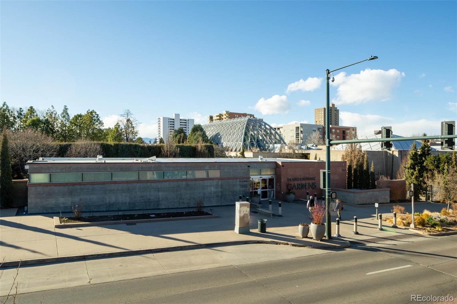 MLS Image #40 for 909  madison street,denver, Colorado