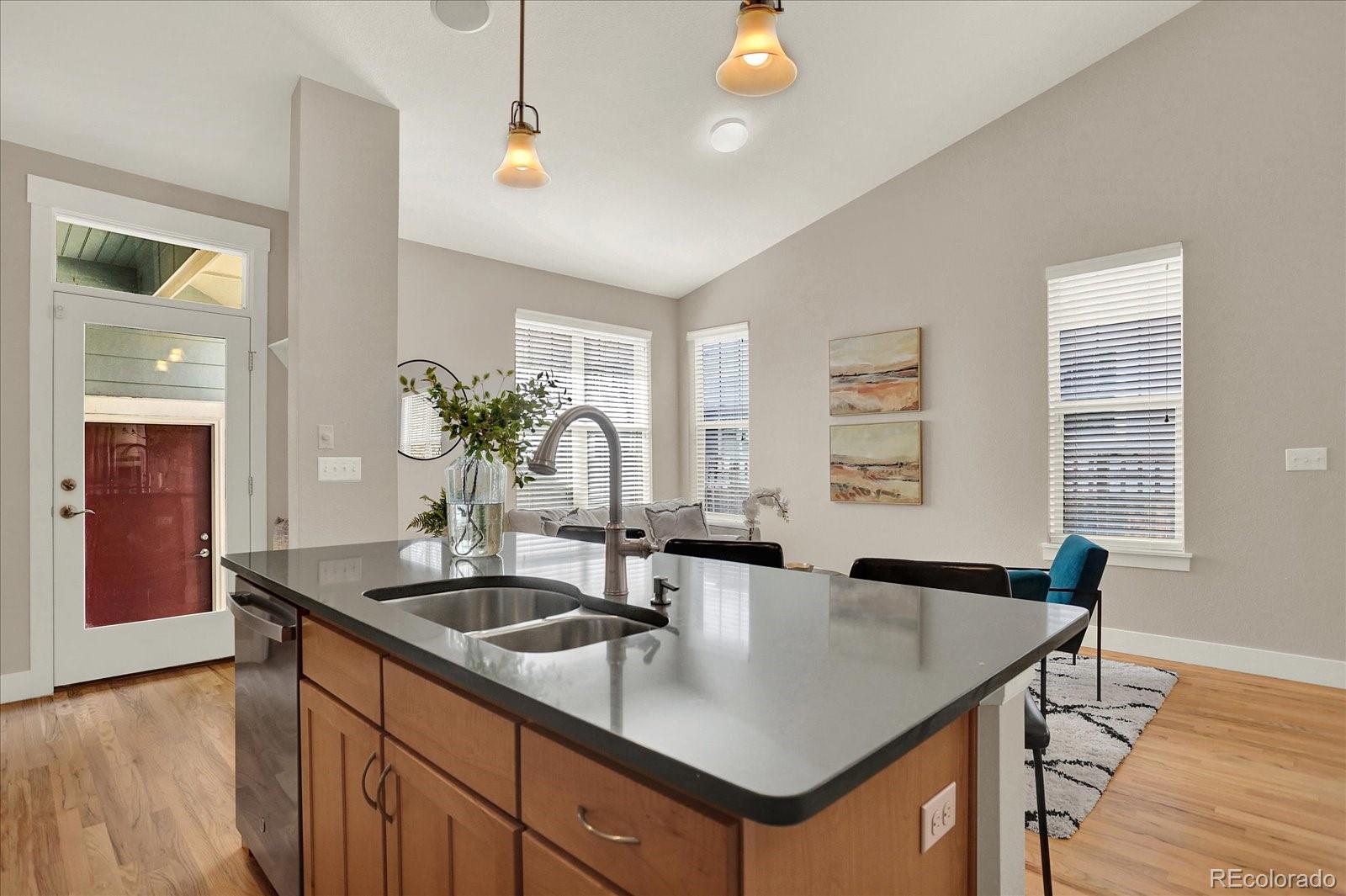 MLS Image #11 for 8128 e 22nd avenue,denver, Colorado