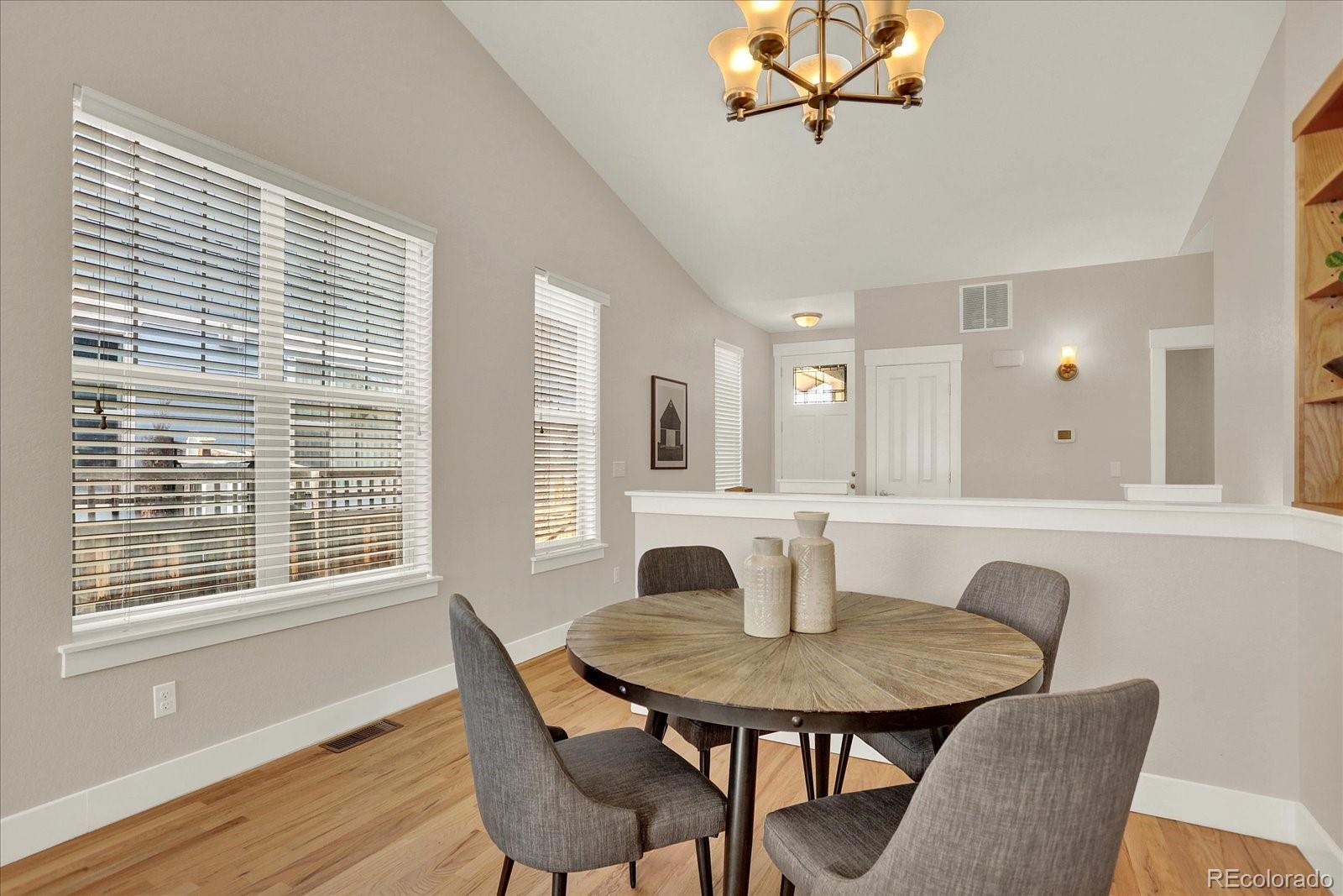 MLS Image #13 for 8128 e 22nd avenue,denver, Colorado