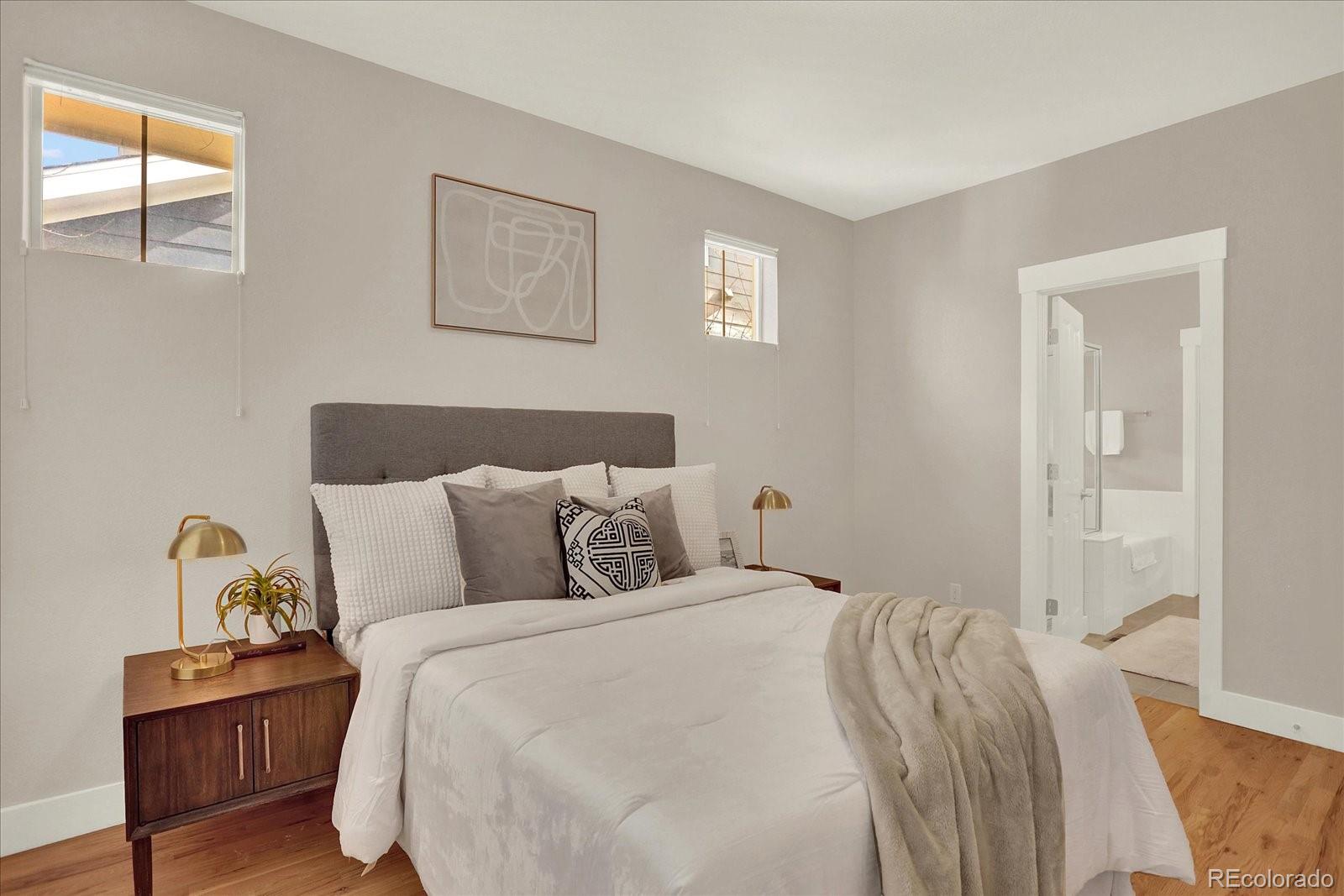 MLS Image #15 for 8128 e 22nd avenue,denver, Colorado