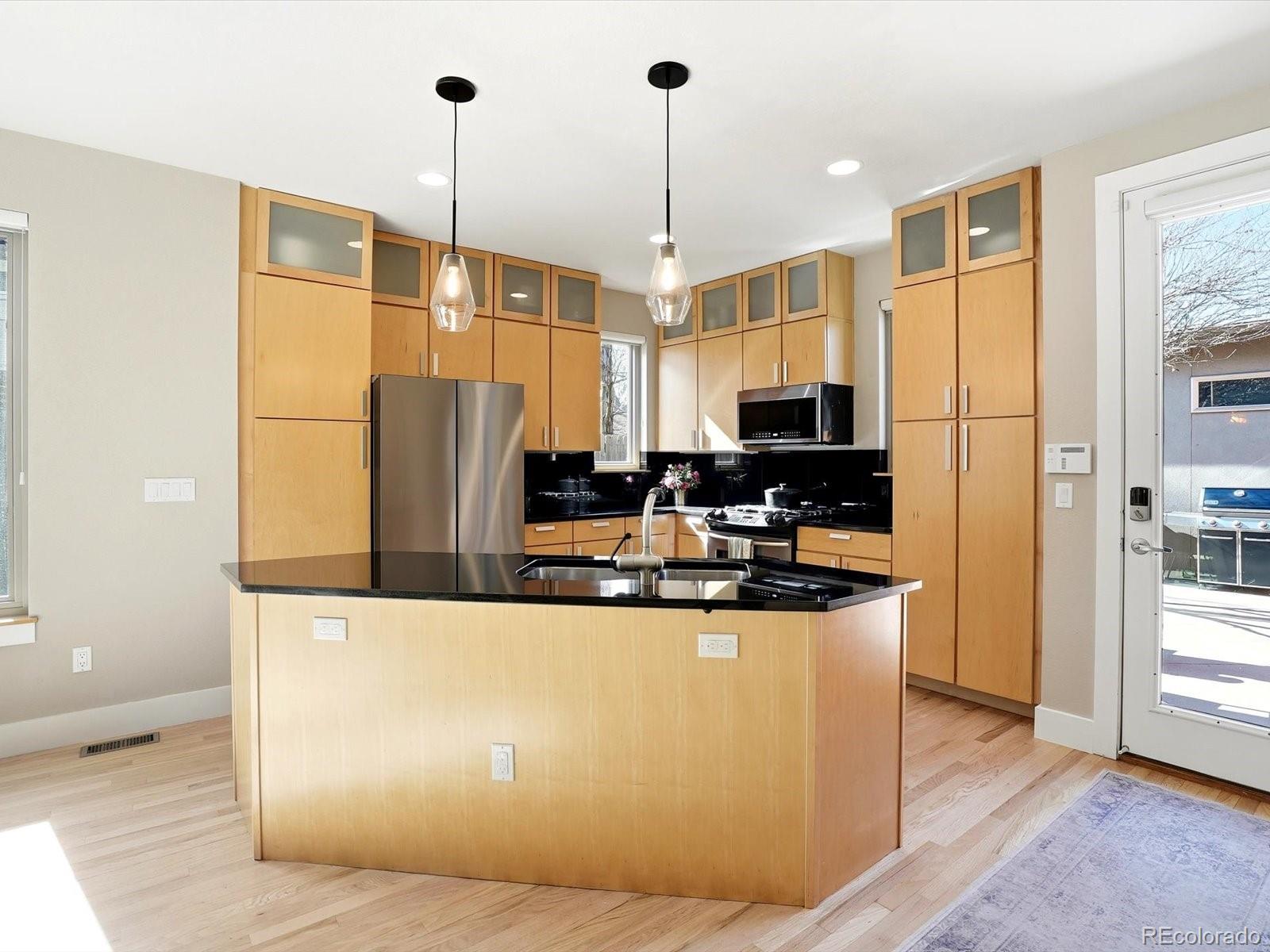 MLS Image #6 for 1737 s pennsylvania street ,denver, Colorado