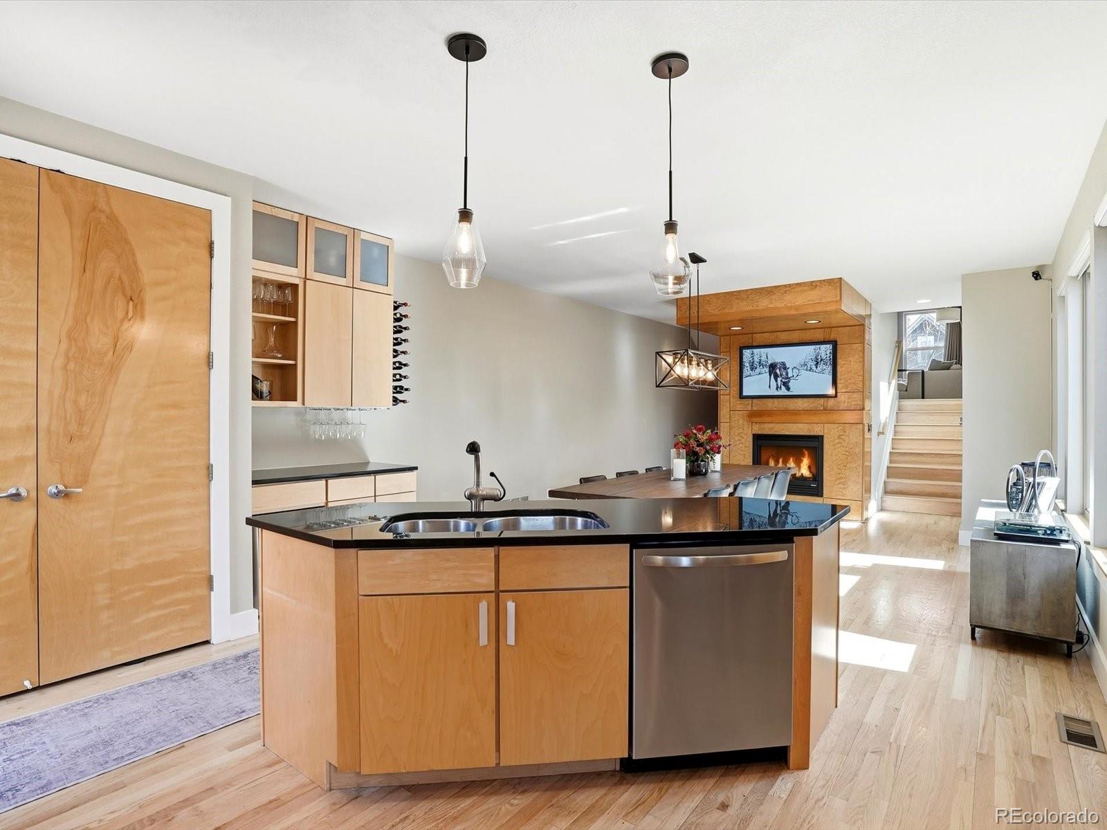 MLS Image #7 for 1737 s pennsylvania street ,denver, Colorado