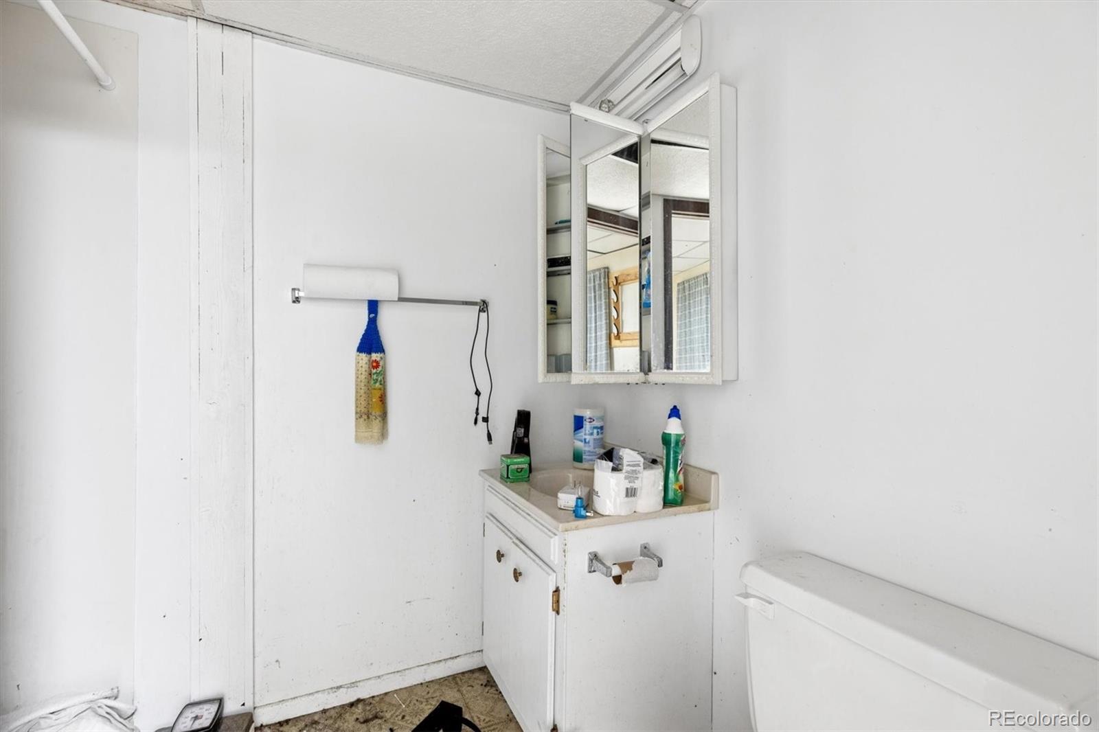 MLS Image #16 for 2560 s sable way,aurora, Colorado