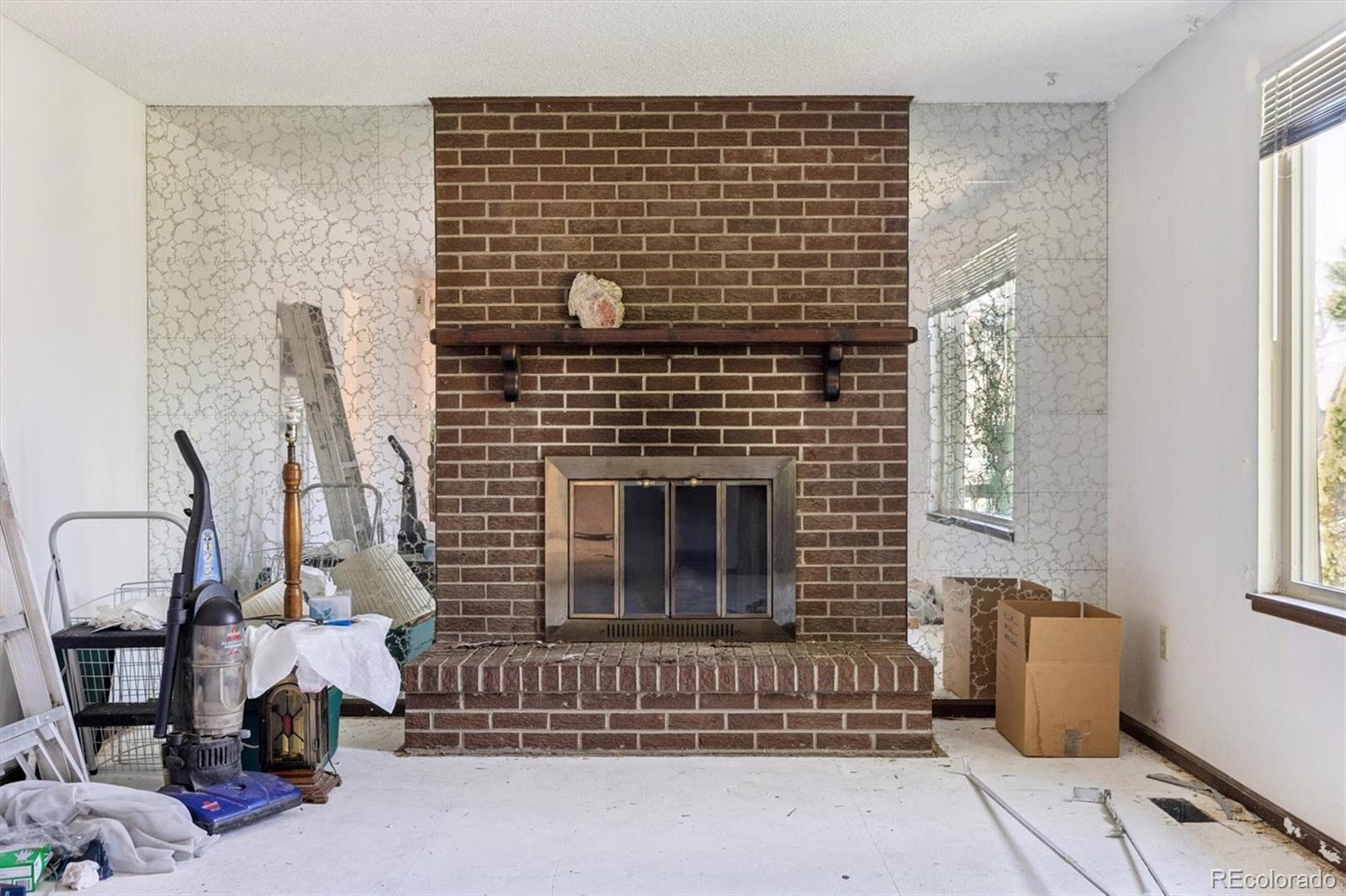 MLS Image #3 for 2560 s sable way,aurora, Colorado