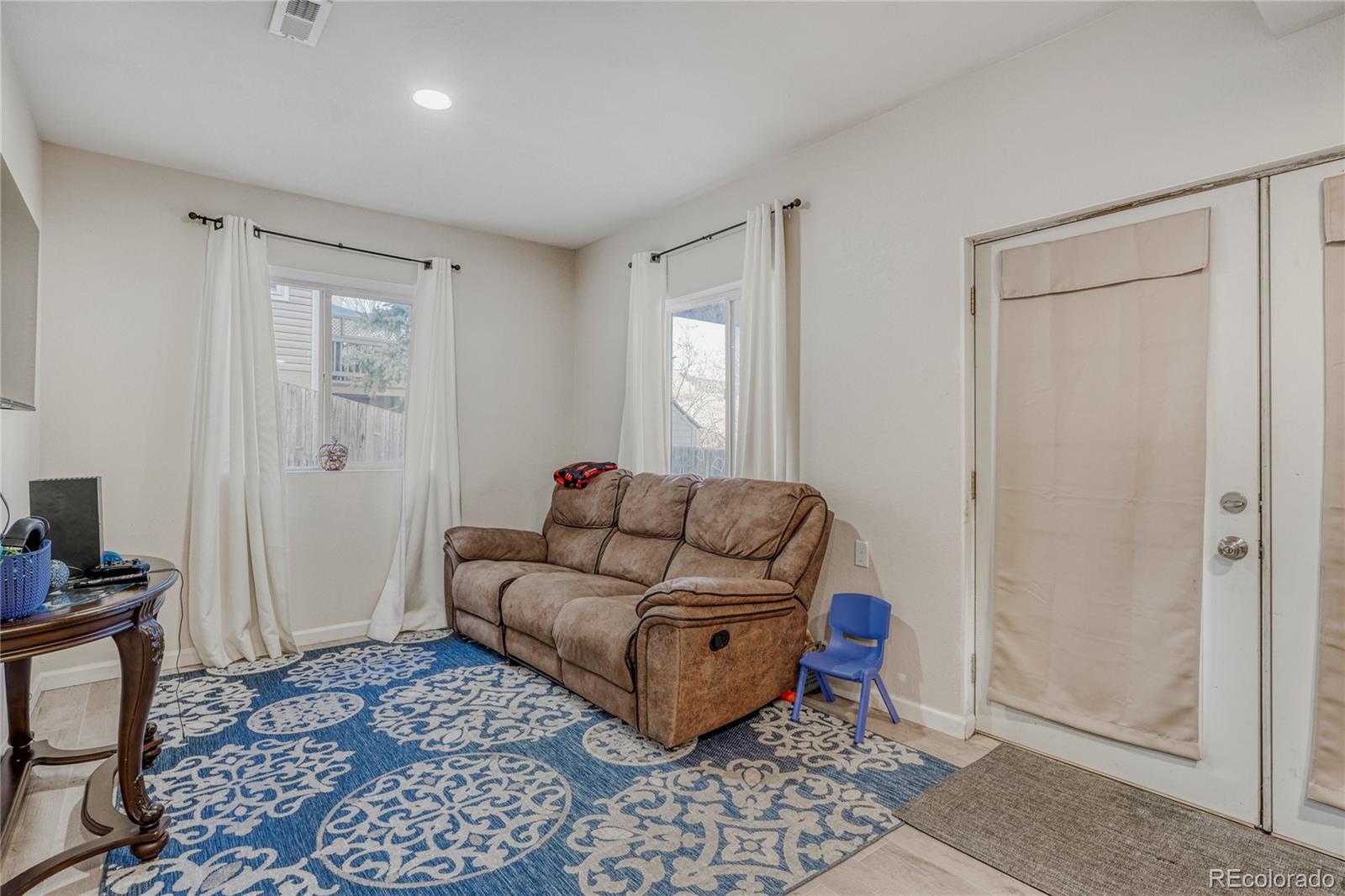 MLS Image #21 for 20591 e 48th place,denver, Colorado