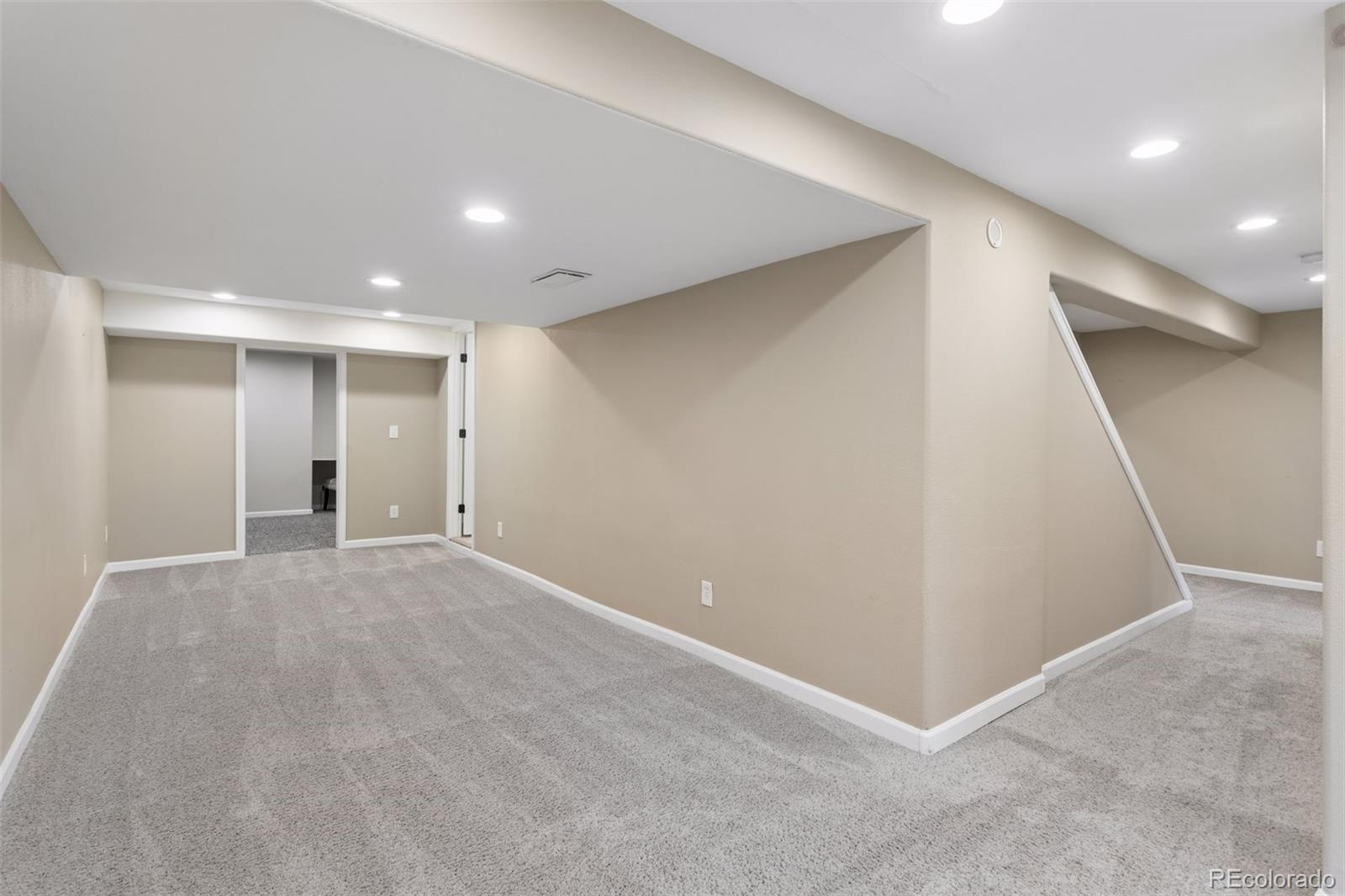 MLS Image #12 for 8575 w prentice avenue,littleton, Colorado
