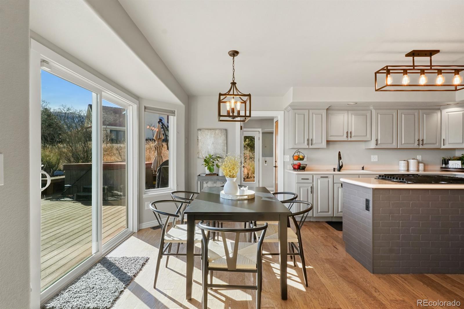 MLS Image #10 for 2565  dunfries court,colorado springs, Colorado