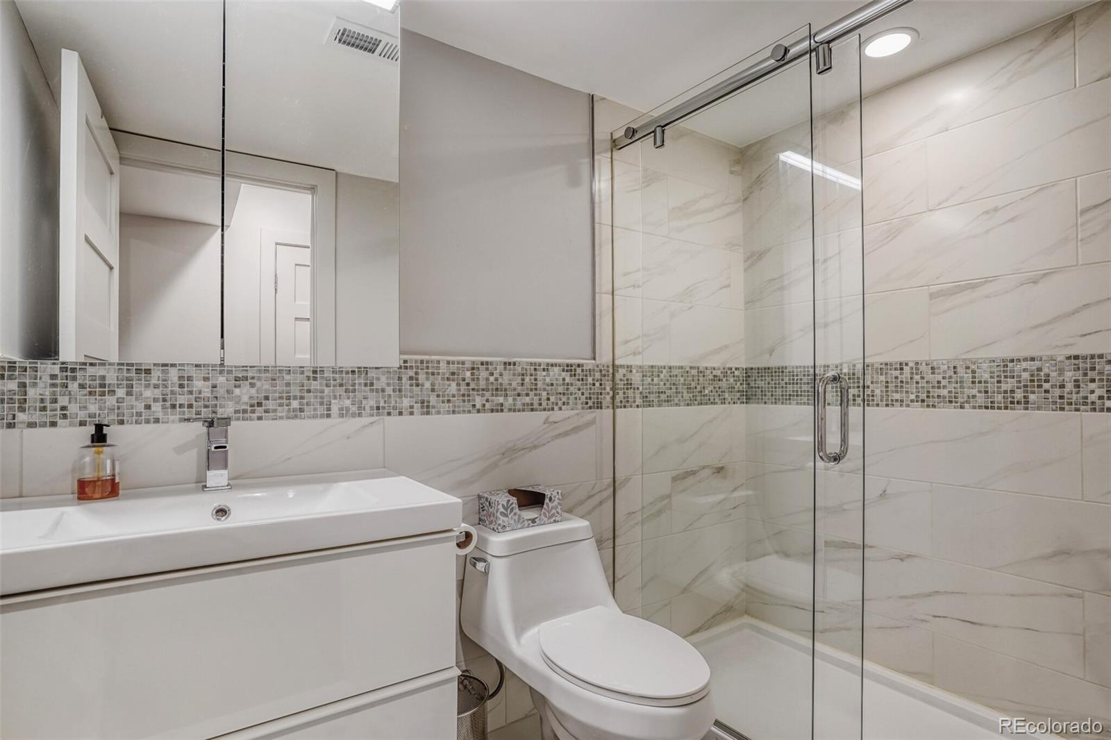 MLS Image #28 for 1322 s pearl street,denver, Colorado
