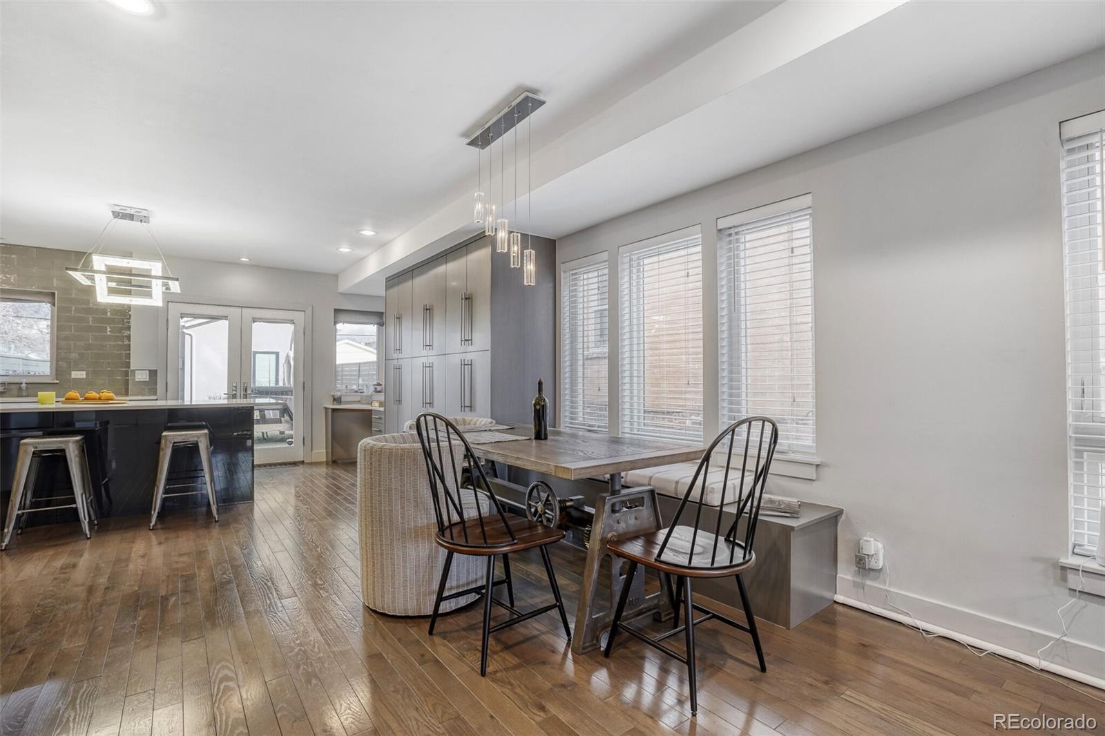 MLS Image #9 for 1322 s pearl street,denver, Colorado