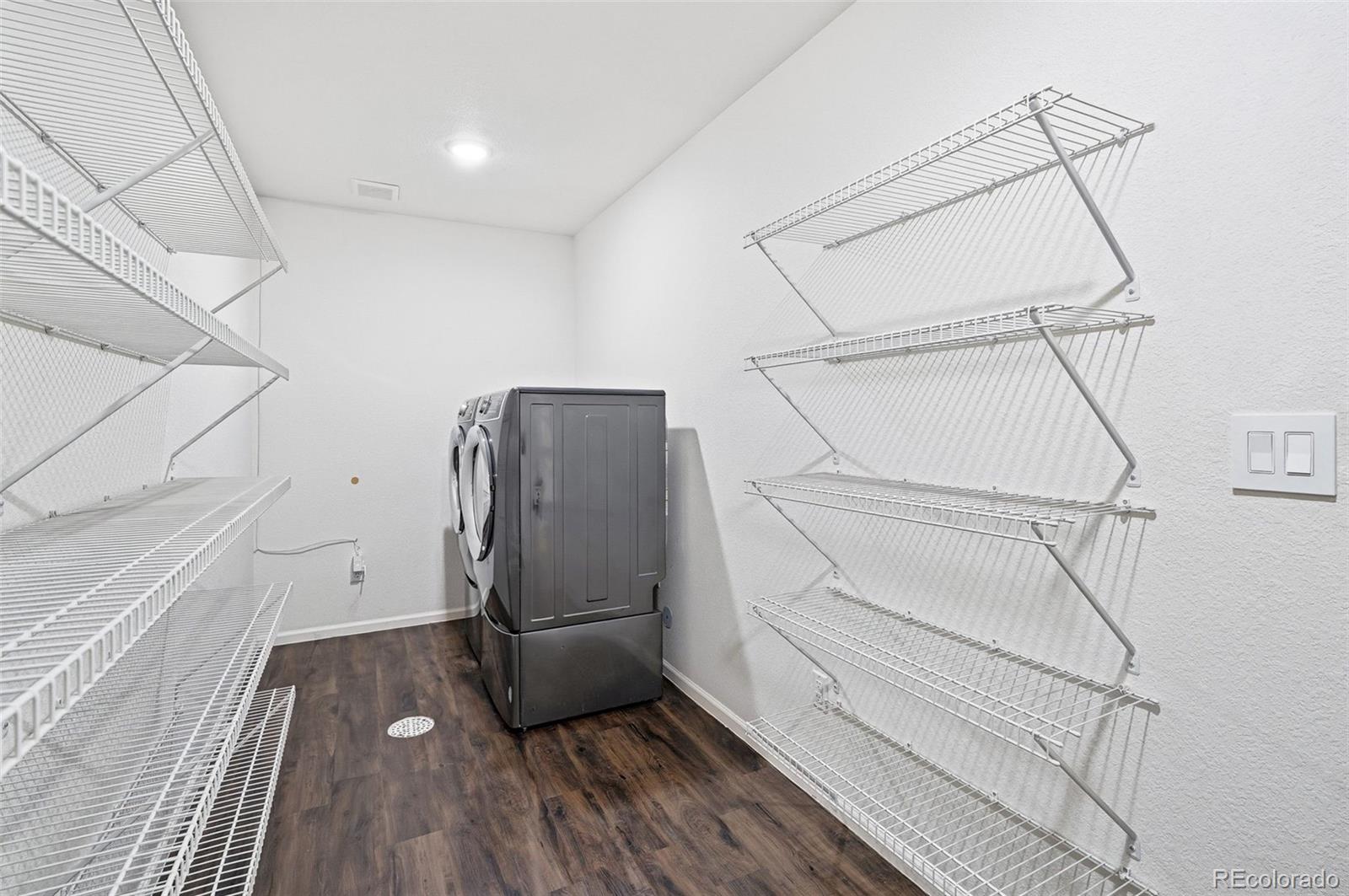 MLS Image #21 for 20242 e 55th place,denver, Colorado