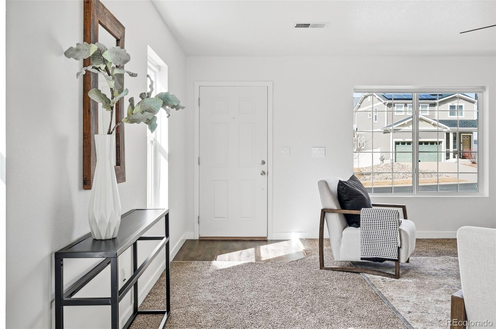 MLS Image #4 for 20242 e 55th place,denver, Colorado