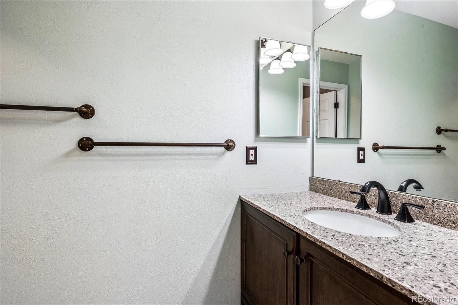 MLS Image #11 for 4720 s dudley street 11,littleton, Colorado