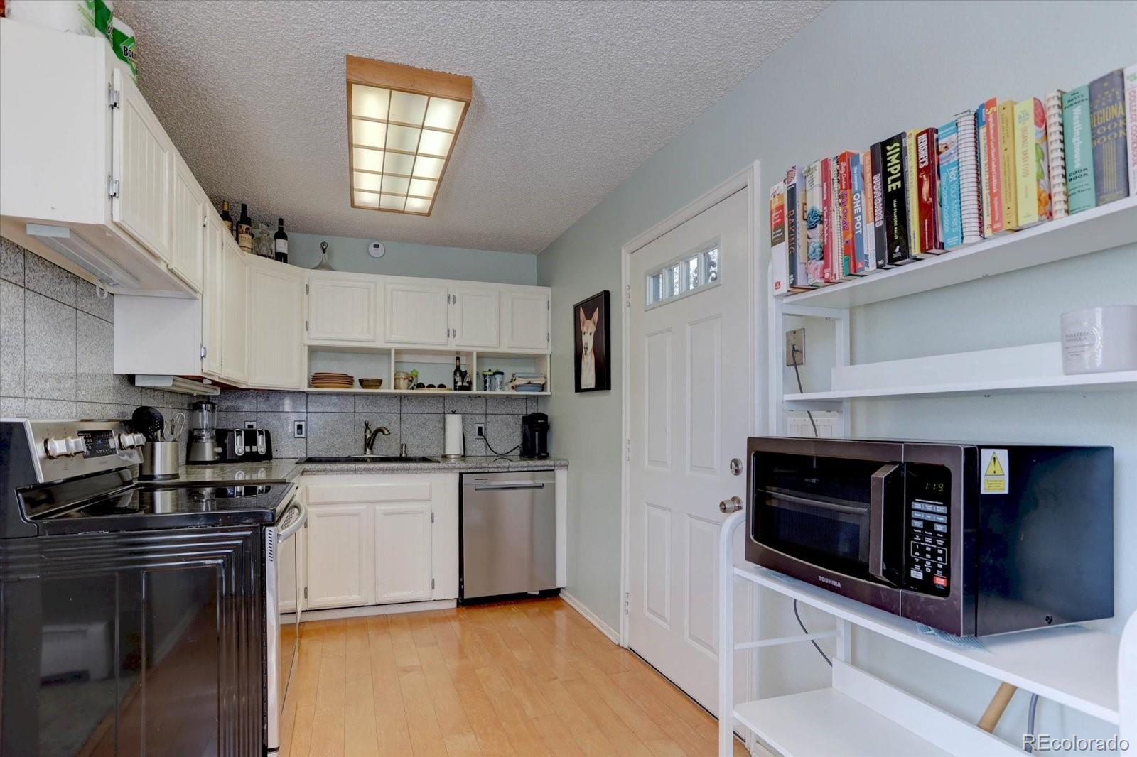 MLS Image #9 for 33350  beverly road,pine, Colorado
