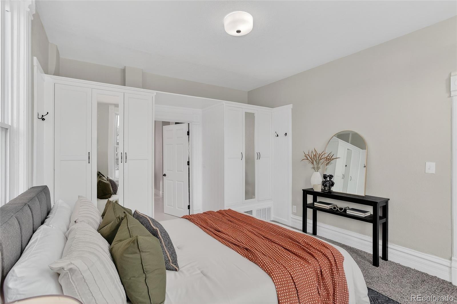MLS Image #18 for 2346 n gilpin street,denver, Colorado