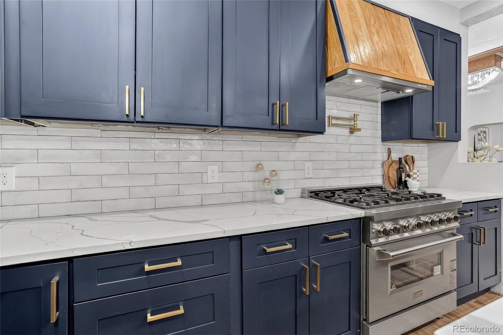 MLS Image #3 for 2346 n gilpin street,denver, Colorado