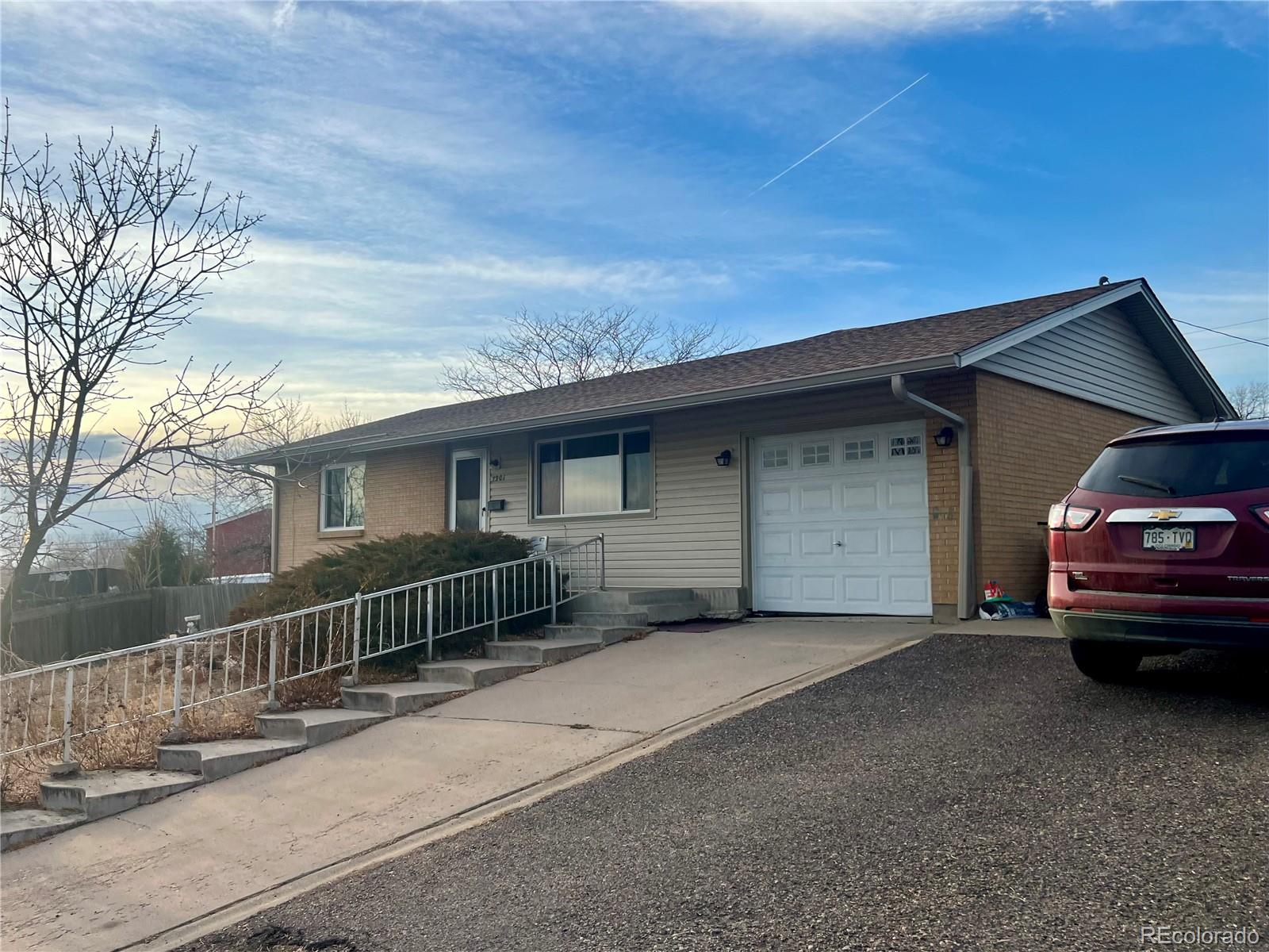 MLS Image #4 for 7901  linda circle,denver, Colorado
