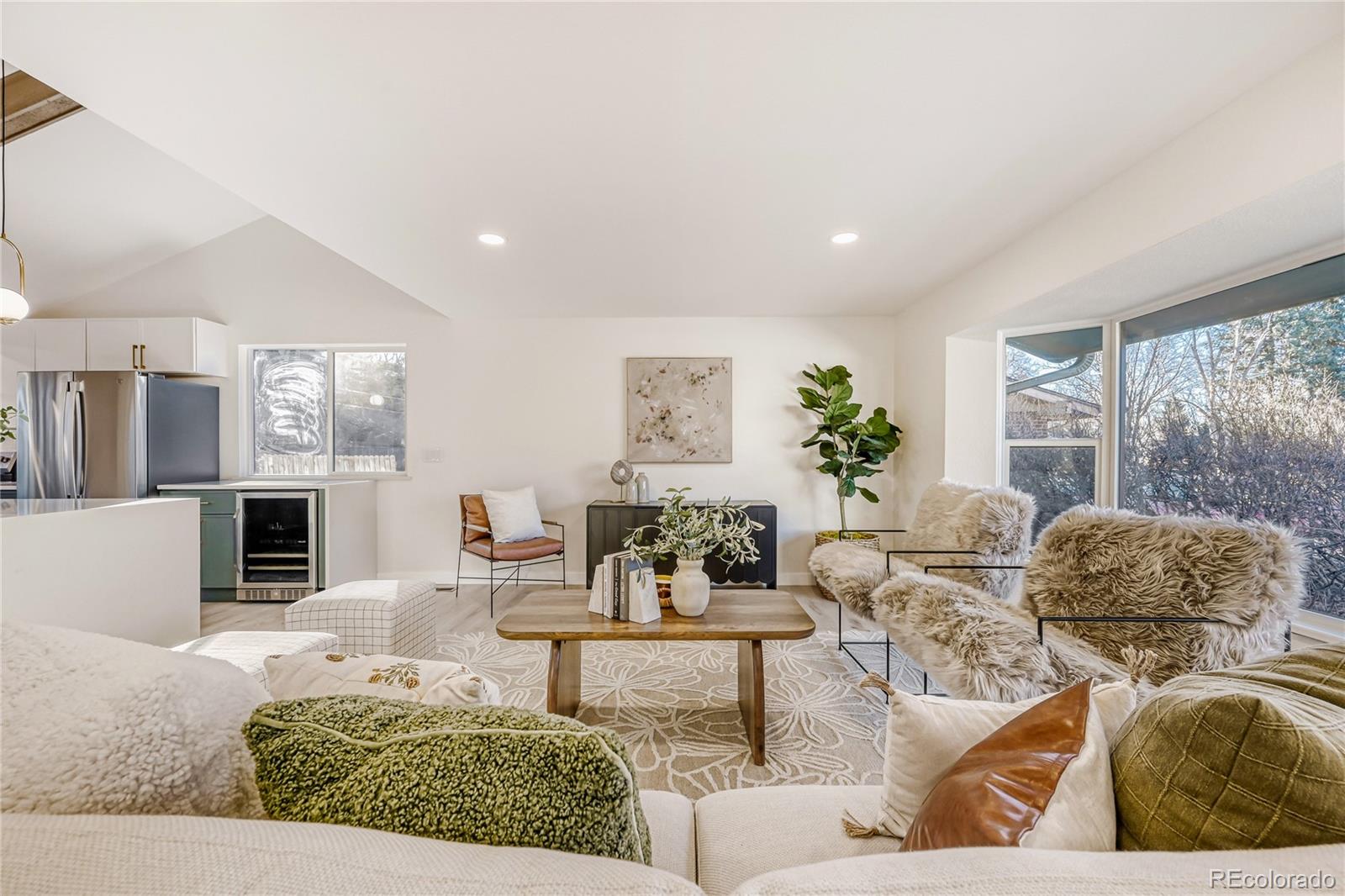 MLS Image #5 for 7172 e jewell avenue,denver, Colorado