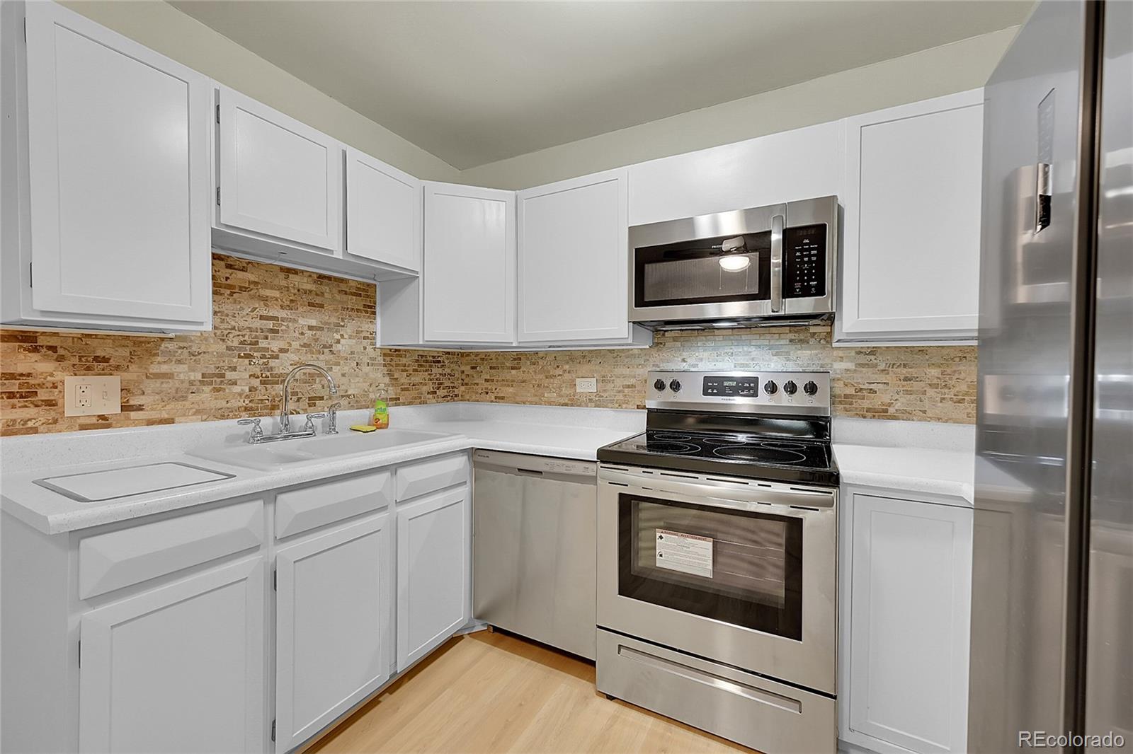 MLS Image #12 for 635 s alton way 6a,denver, Colorado