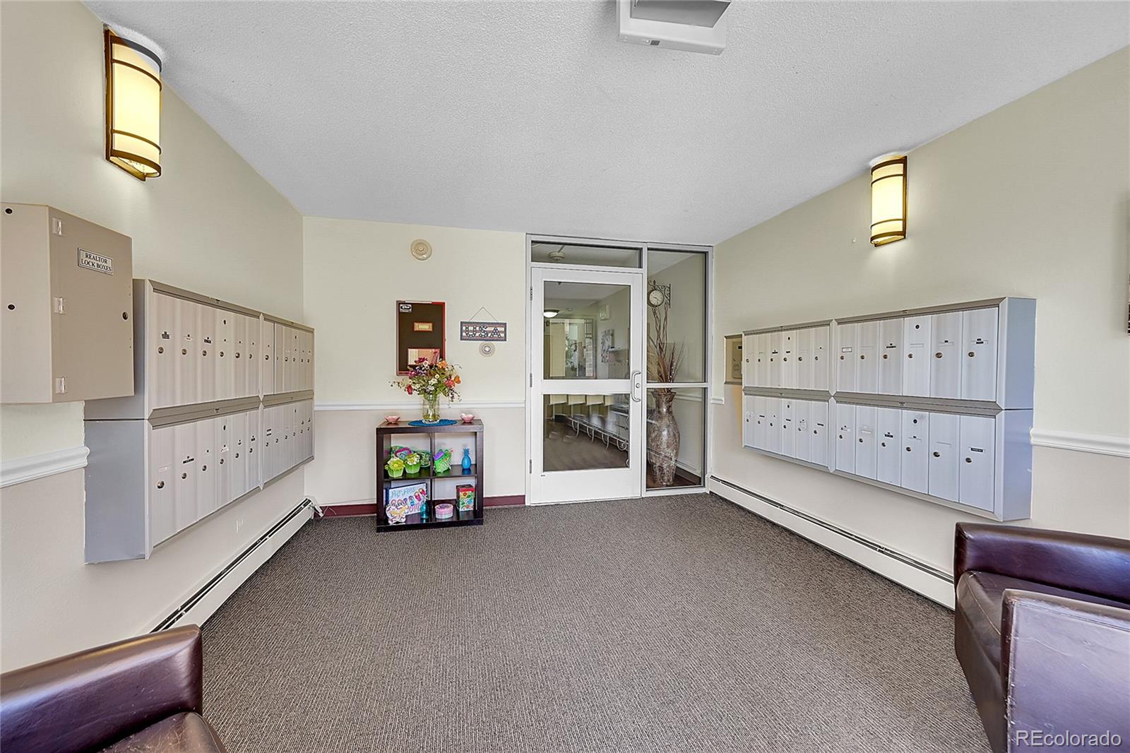 MLS Image #19 for 635 s alton way 6a,denver, Colorado