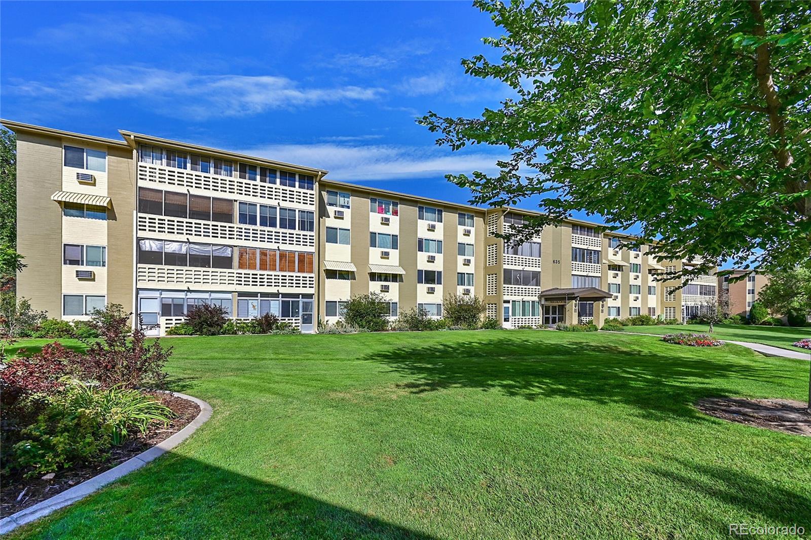 MLS Image #2 for 635 s alton way 6a,denver, Colorado