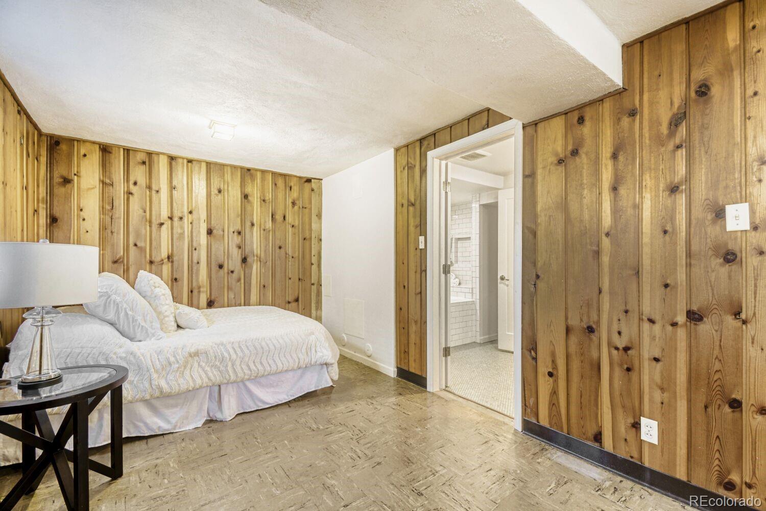 MLS Image #21 for 1827 s filbert court,denver, Colorado