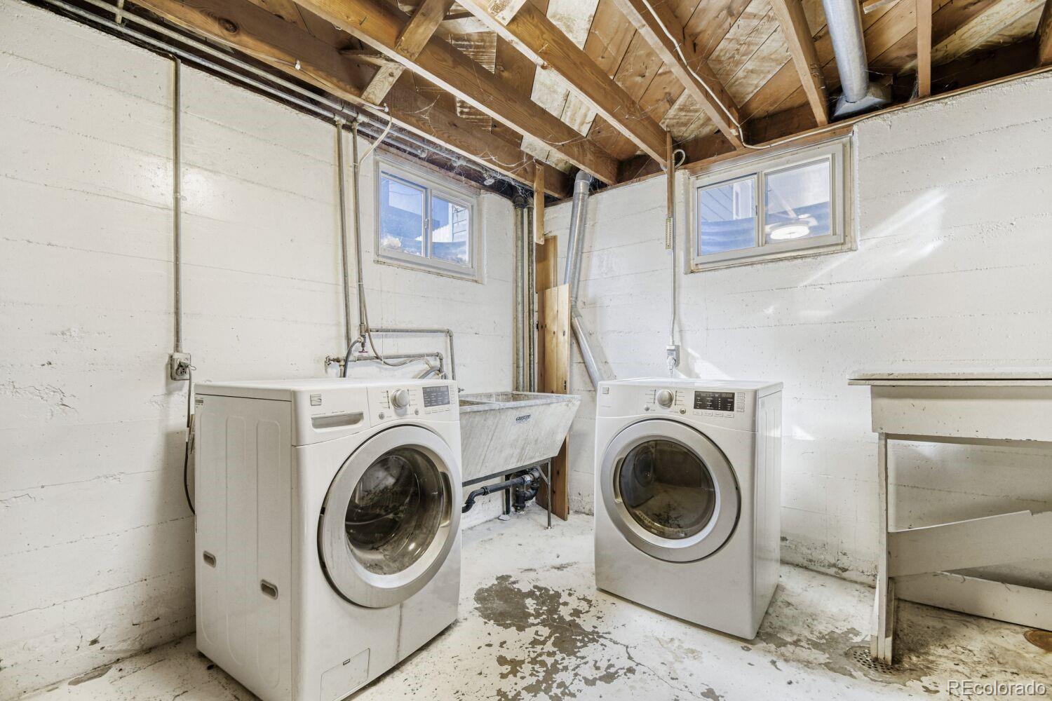 MLS Image #24 for 1827 s filbert court,denver, Colorado