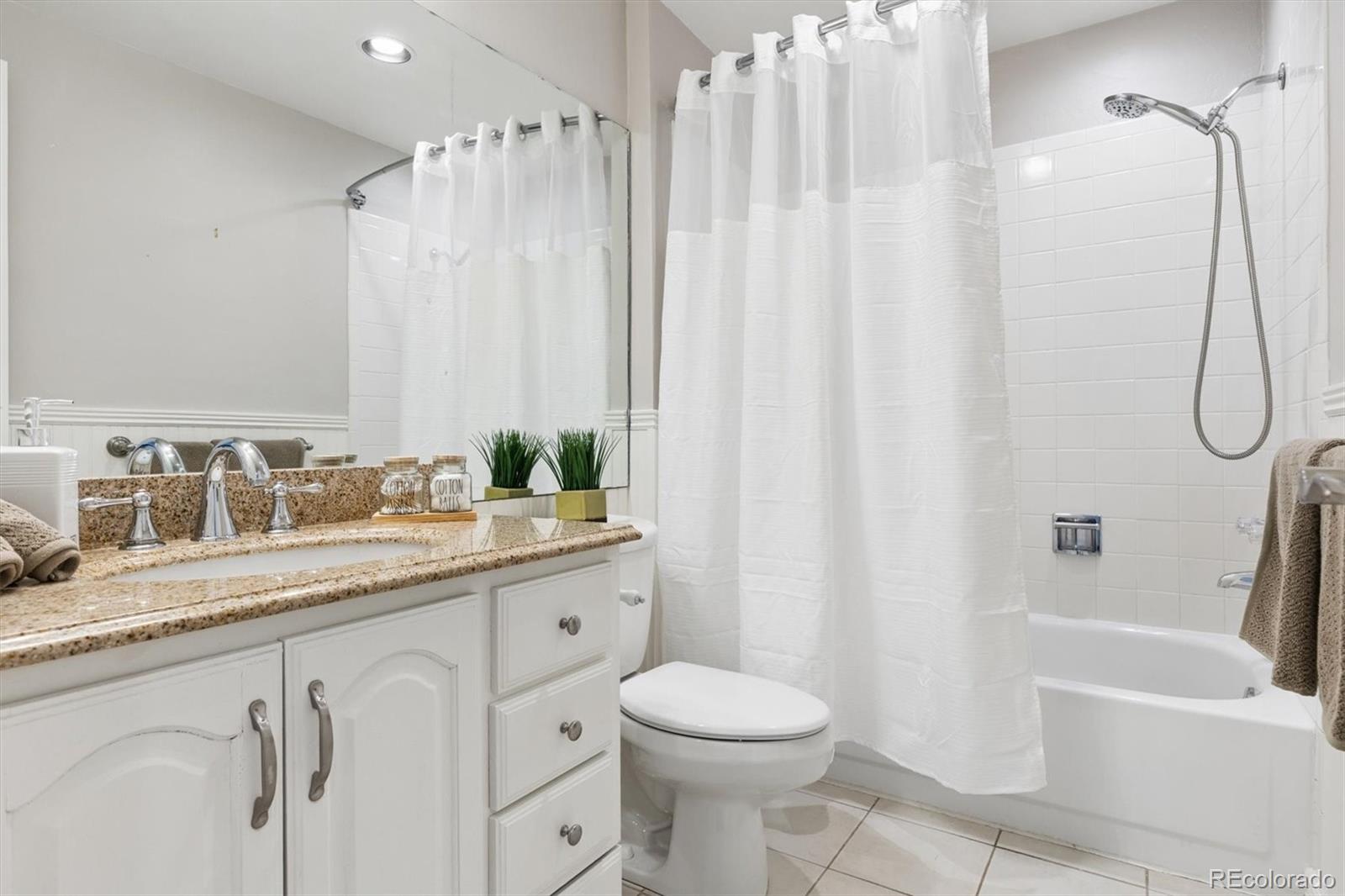 MLS Image #21 for 8869 e mineral place,centennial, Colorado
