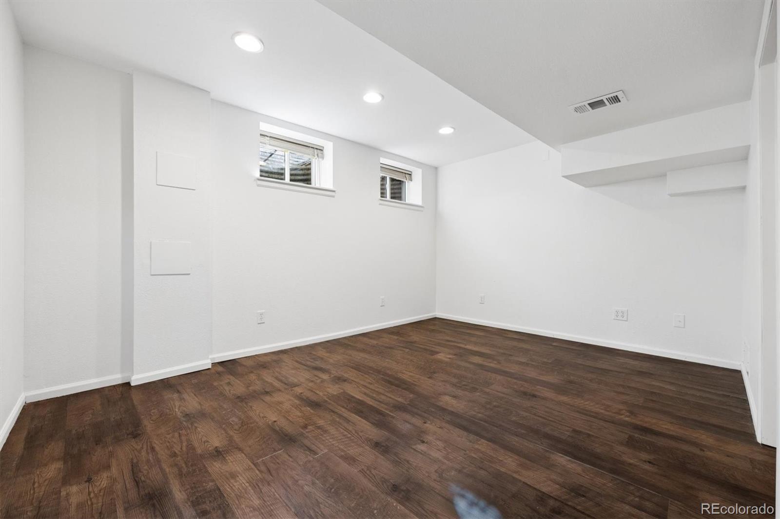 MLS Image #29 for 8869 e mineral place,centennial, Colorado