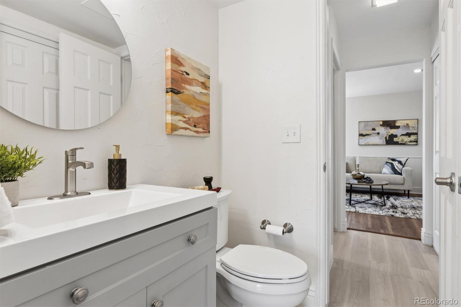 MLS Image #9 for 8869 e mineral place,centennial, Colorado
