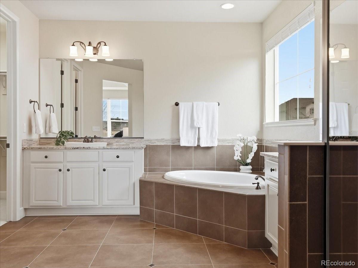 MLS Image #27 for 2252  front range court,erie, Colorado