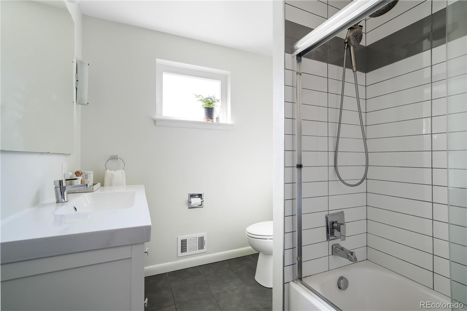 MLS Image #28 for 2708 s patton court,denver, Colorado