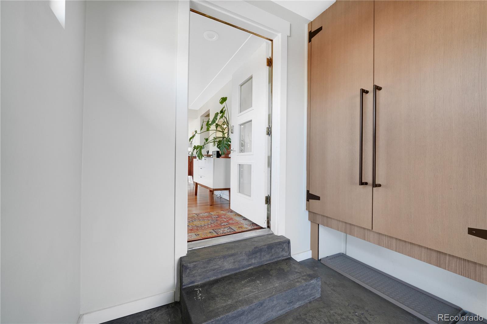 MLS Image #4 for 2708 s patton court,denver, Colorado