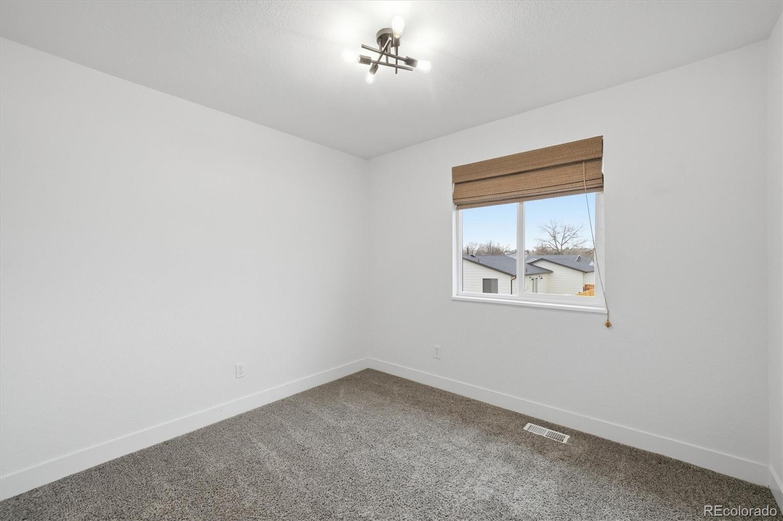 MLS Image #15 for 4800 s tabor street,morrison, Colorado
