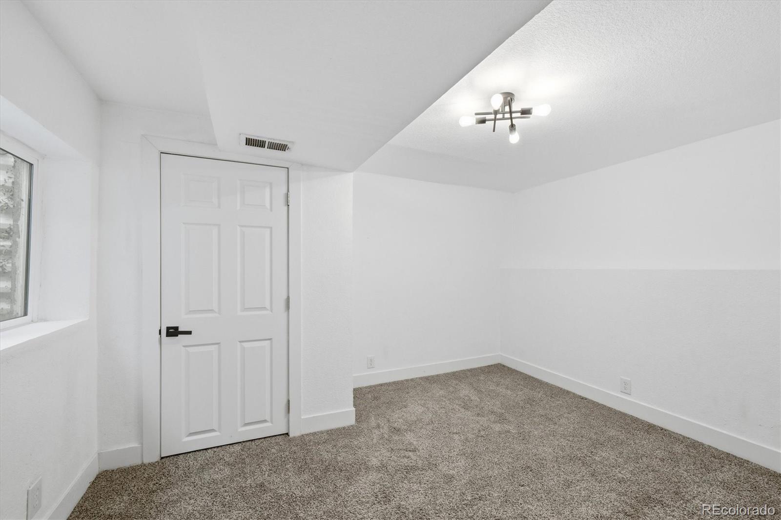 MLS Image #21 for 4800 s tabor street,morrison, Colorado