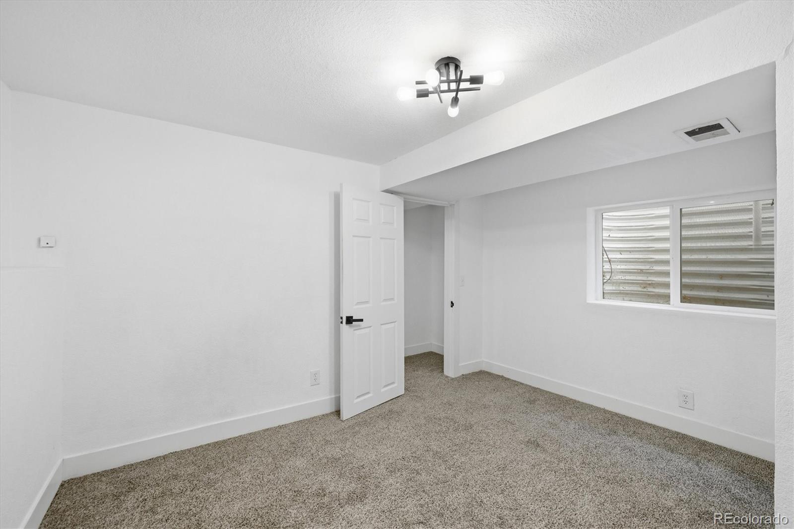 MLS Image #22 for 4800 s tabor street,morrison, Colorado