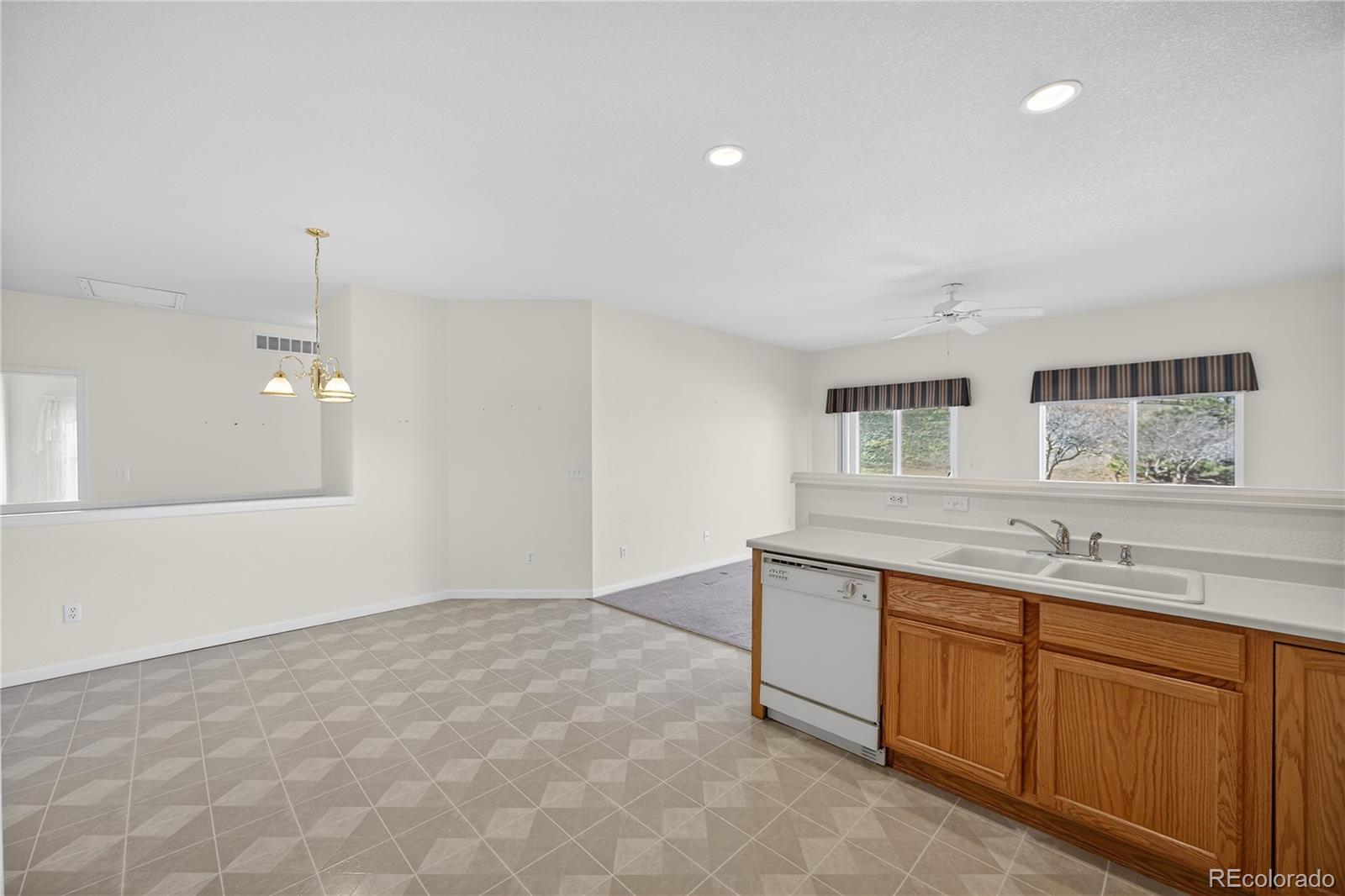 MLS Image #16 for 22013  day star drive,parker, Colorado