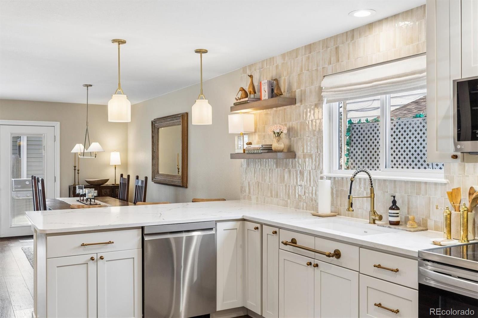 MLS Image #12 for 805 w peakview circle,littleton, Colorado