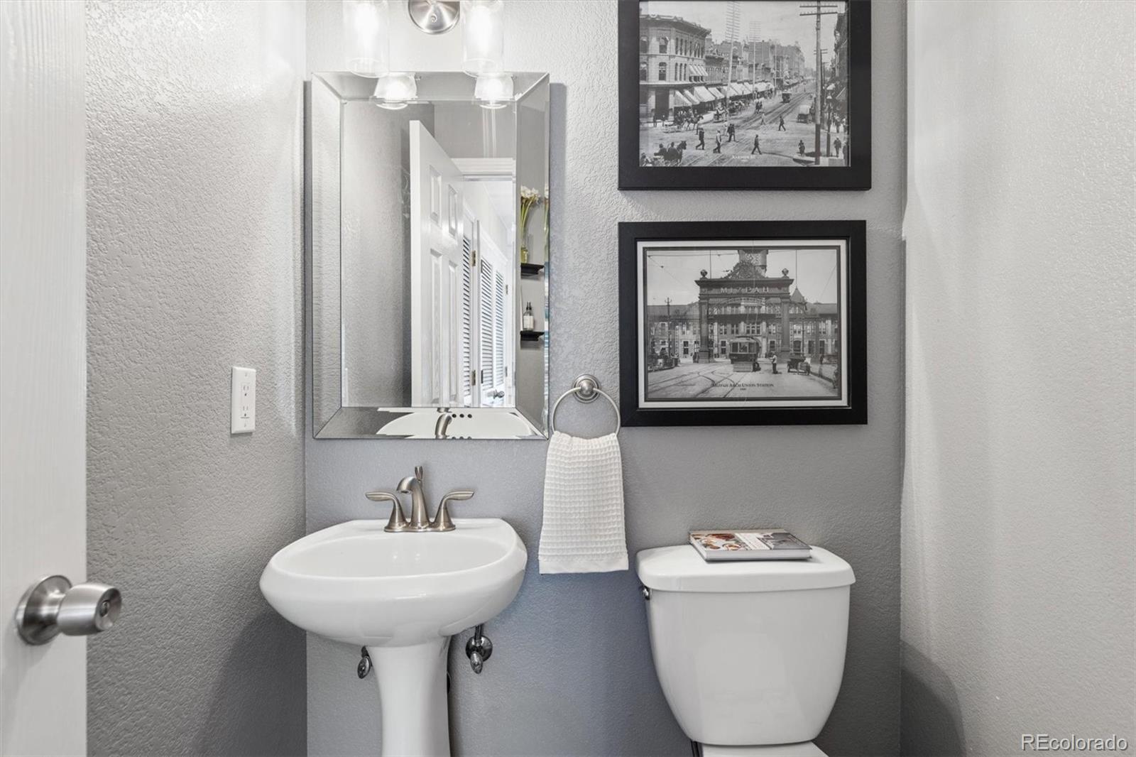MLS Image #16 for 805 w peakview circle,littleton, Colorado