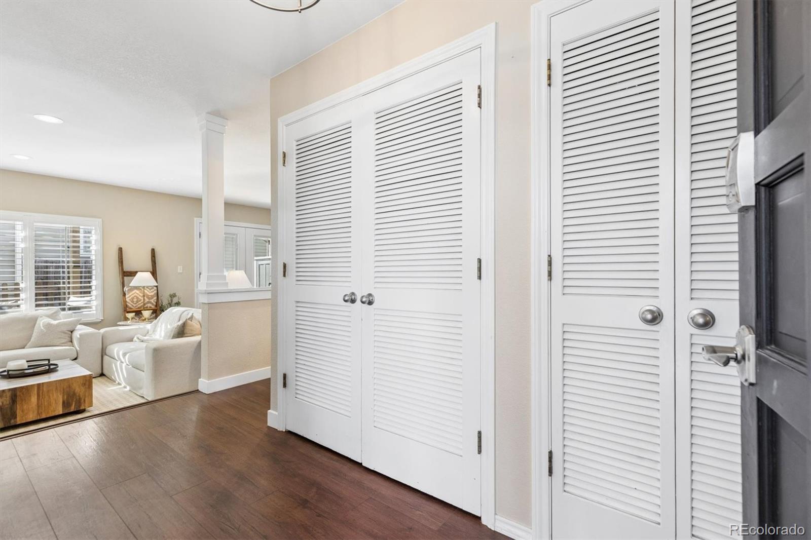 MLS Image #3 for 805 w peakview circle,littleton, Colorado